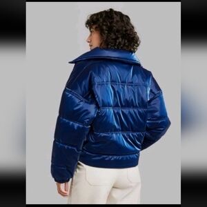 Wild Fable Women's Iridescent Shine Duvet Snap Puffer Jacket Blue Size M NWT
